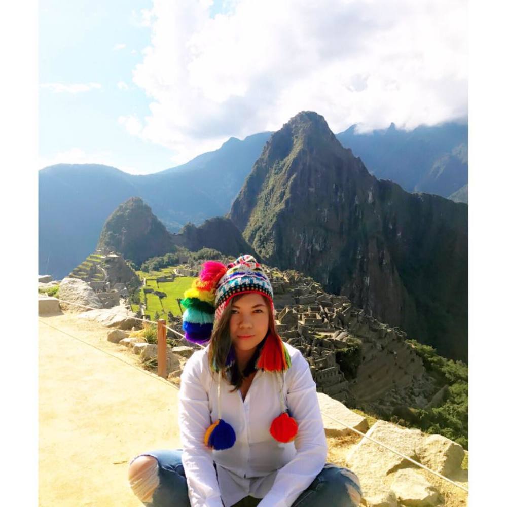 Meet your Posher, Junie